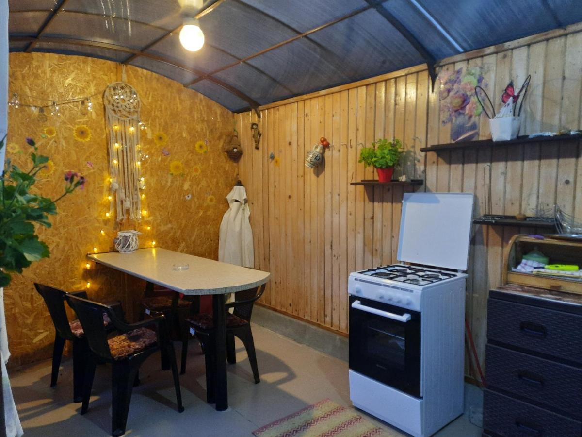 Apartamento Casa Lica Caciulata Exterior foto